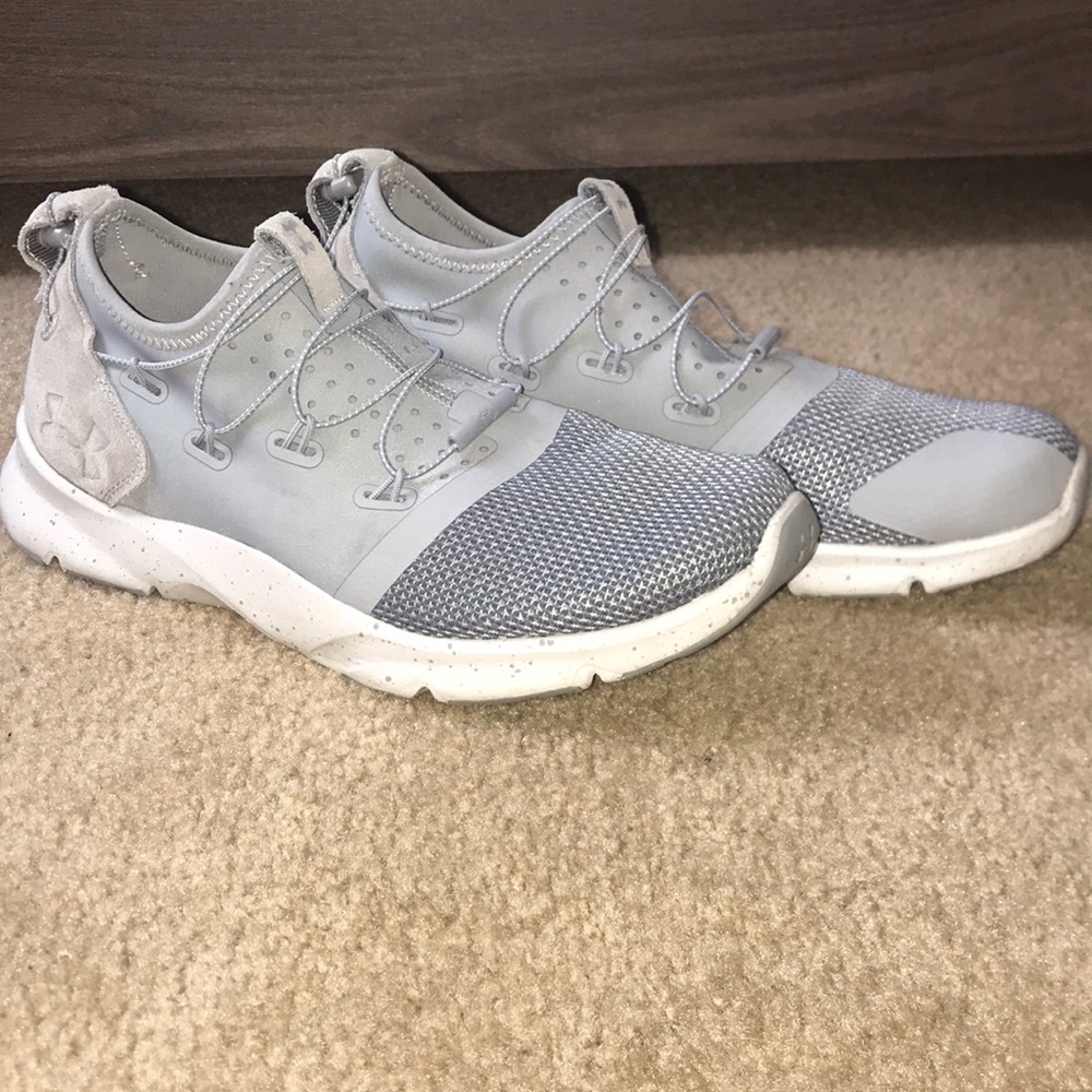 Men’s Under Armour sneakers